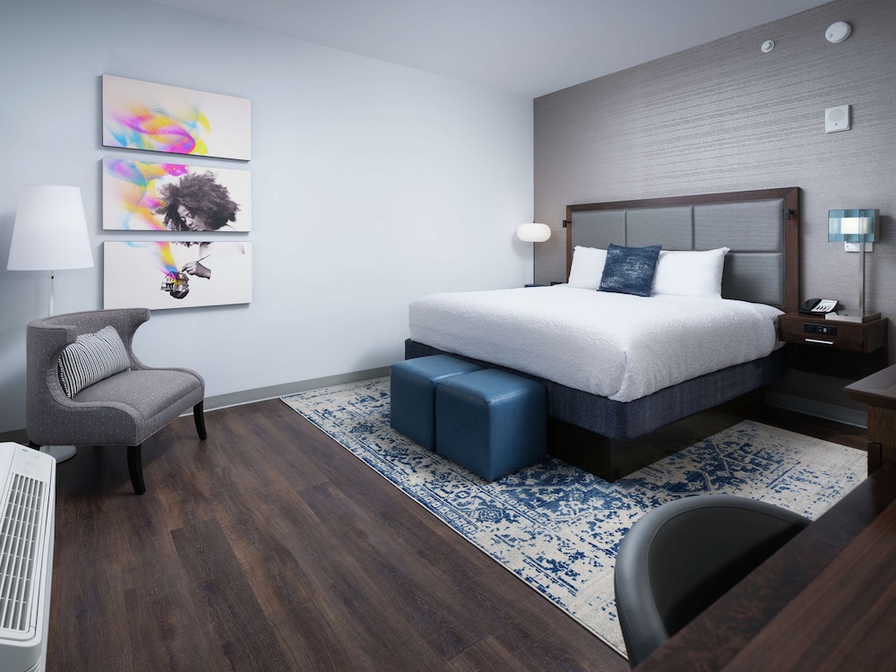 Hampton Inn & Suites Atlanta Decatur/Emory 21/81