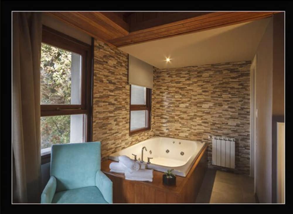 Boutique Hotel And Cabanas Bosque de Nahuel 36/78