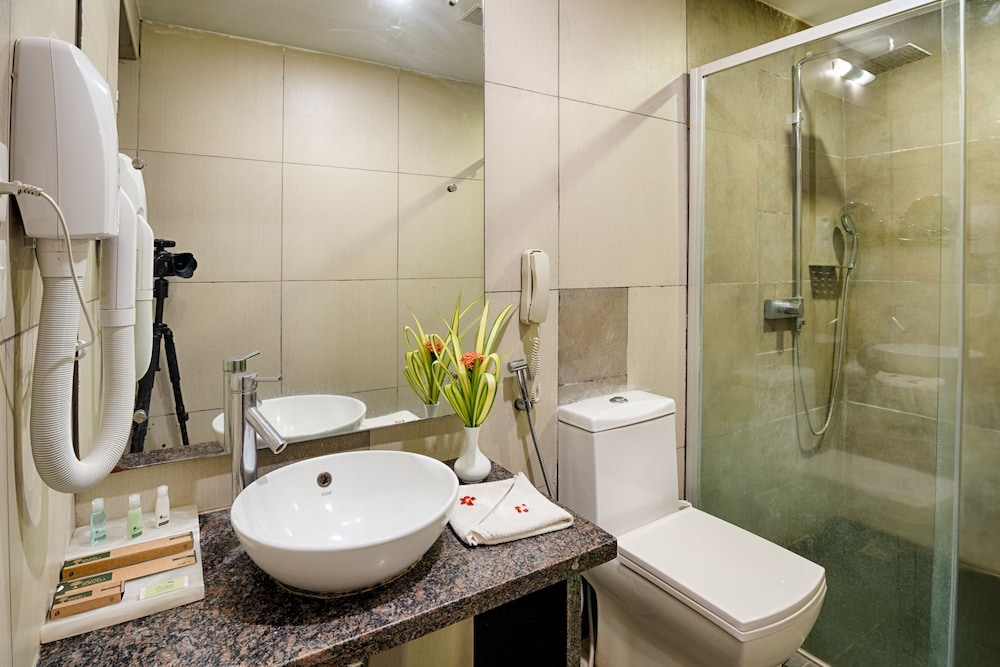 Grand Serenaa Hotel And Resorts 29/31