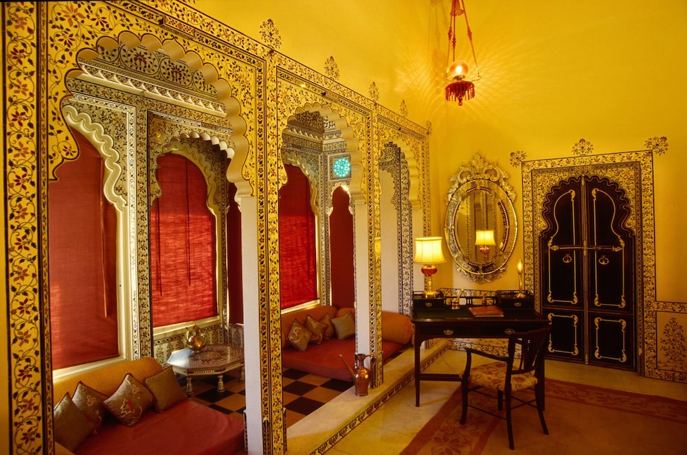 Shiv Niwas Palace 22/71