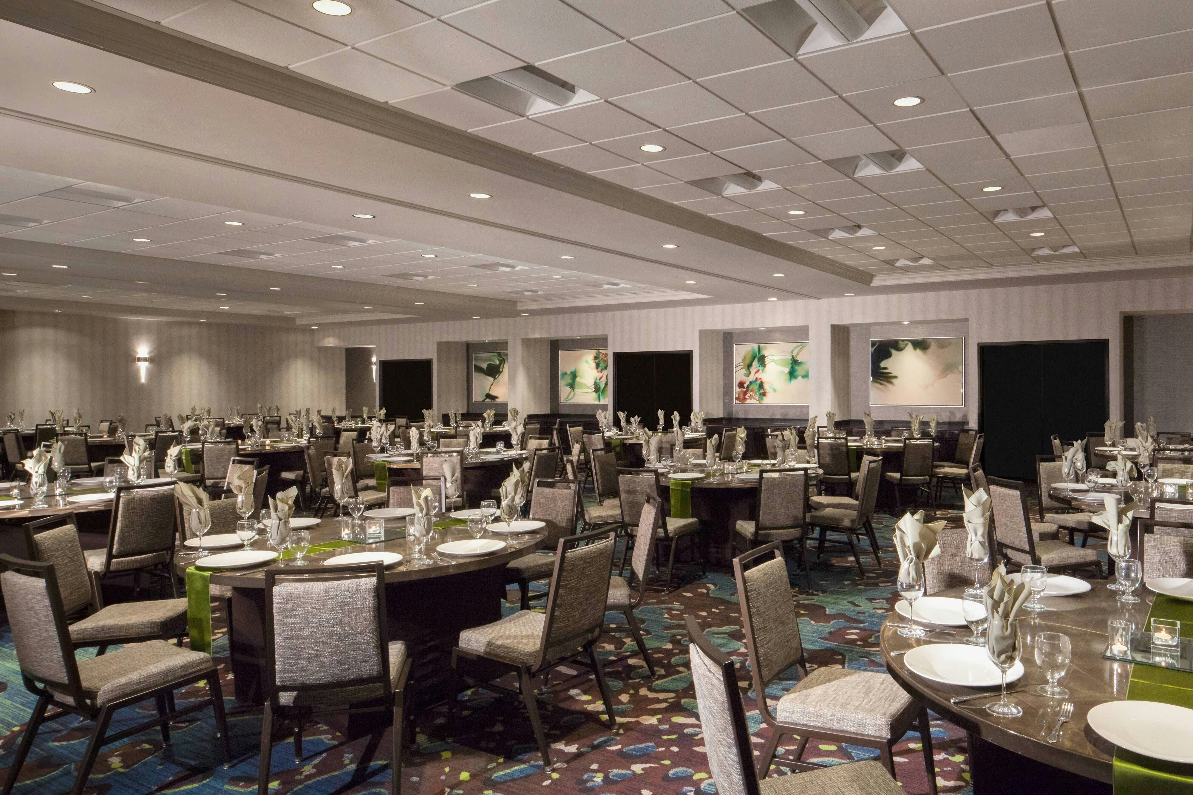 Marriott Suites Dallas Market Center 51/62