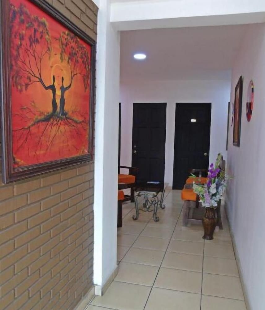 Hotel Quinta Avenida 9/56