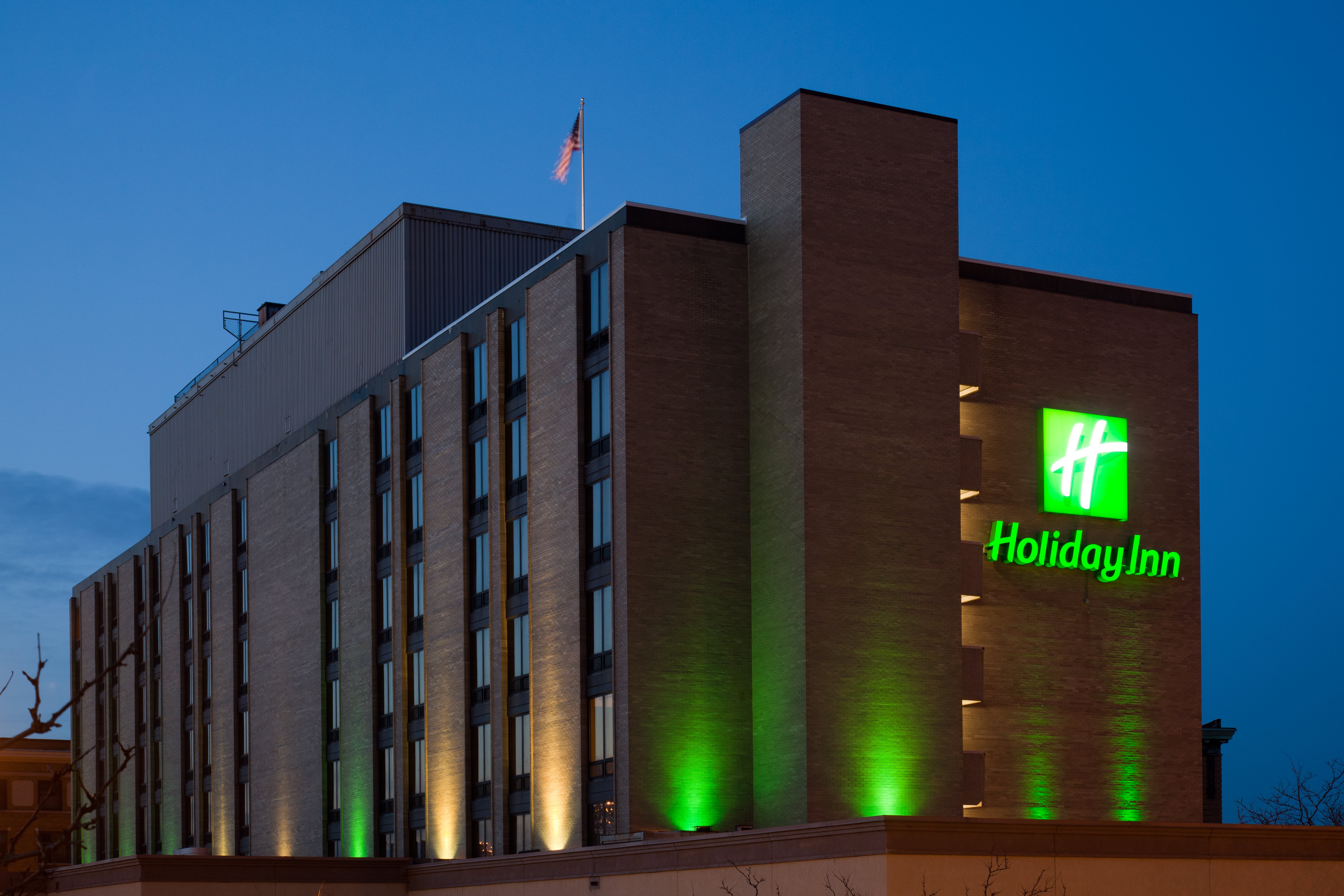 Holiday Inn Rock Island - Quad Cities 2/80