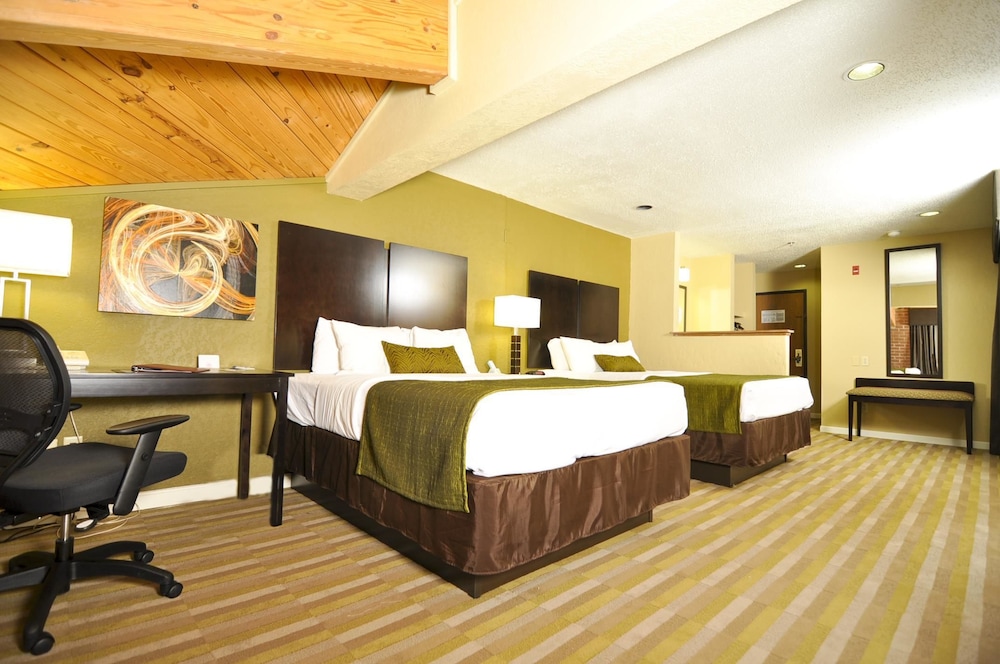 Best Western Norwalk 20/31