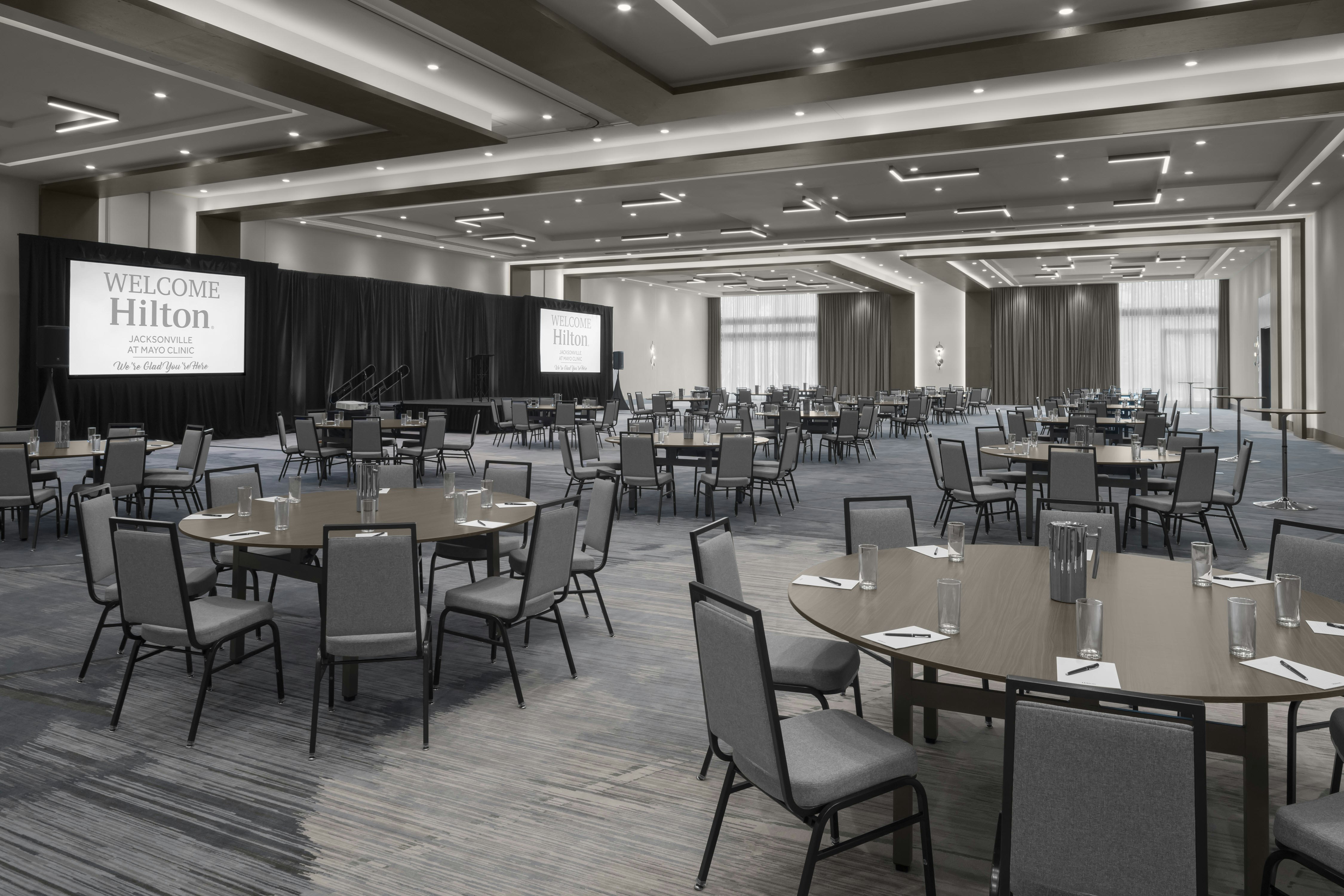Hilton Jacksonville at Mayo Clinic 35/42