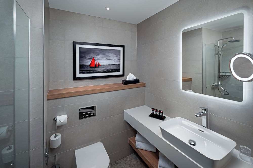 Radisson RED Galway 47/49