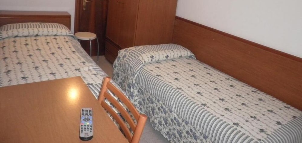 Hotel Touring 7/20