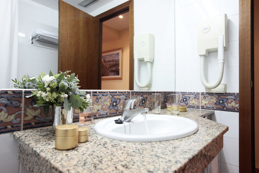 Hotel Roses Platja 46/50