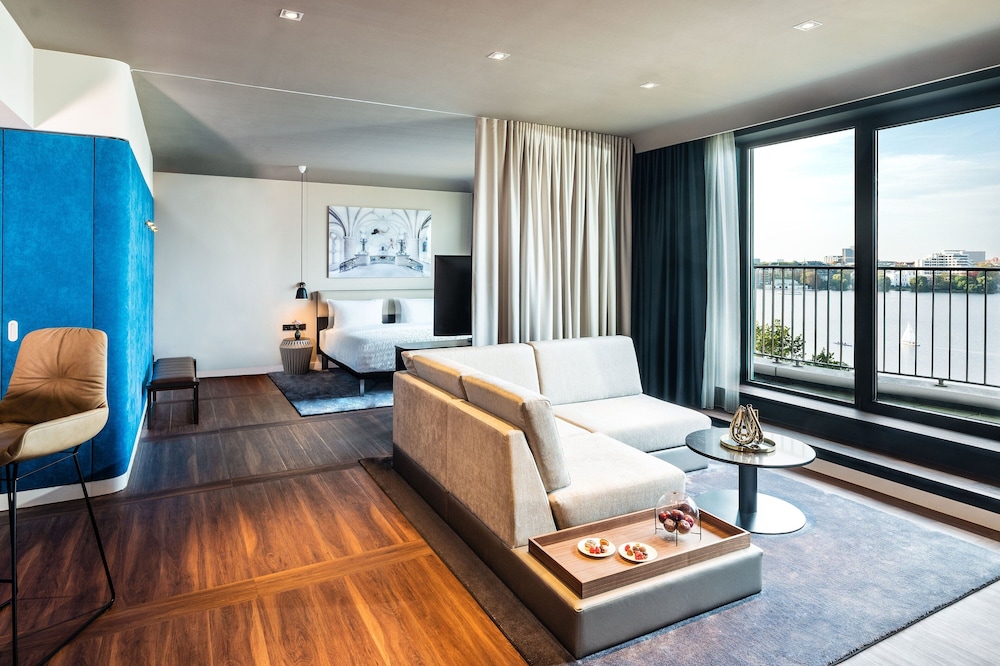 Le Meridien Hamburg 35/53
