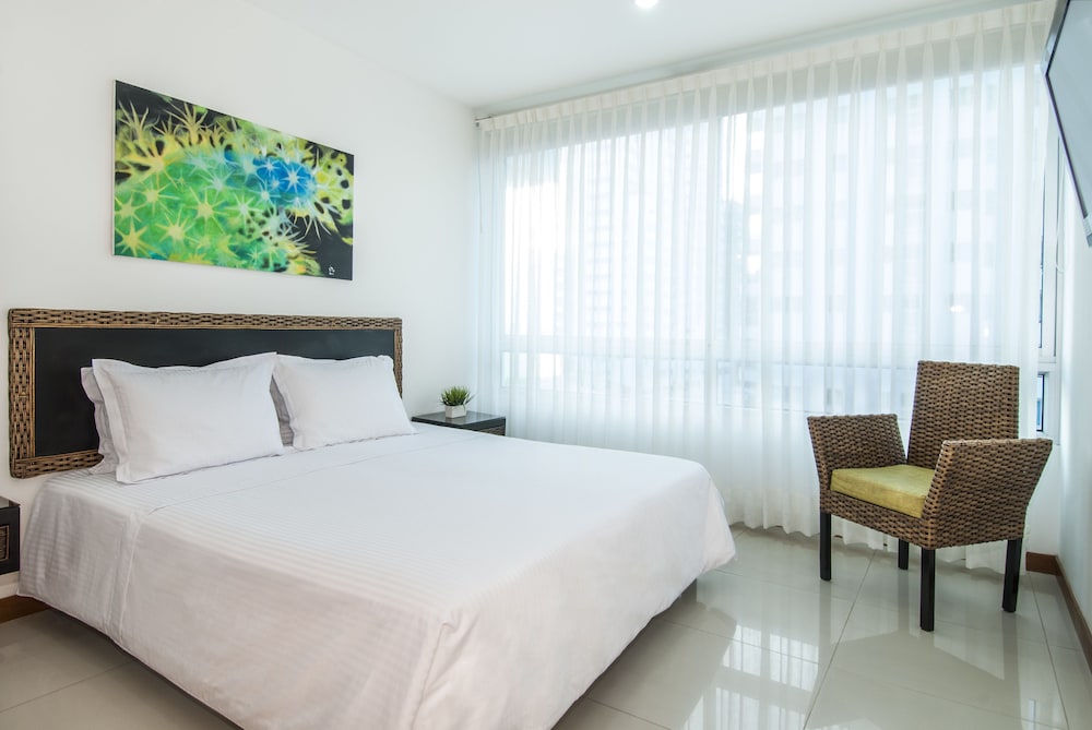 Travelers Suites Orange Cartagena 6/38
