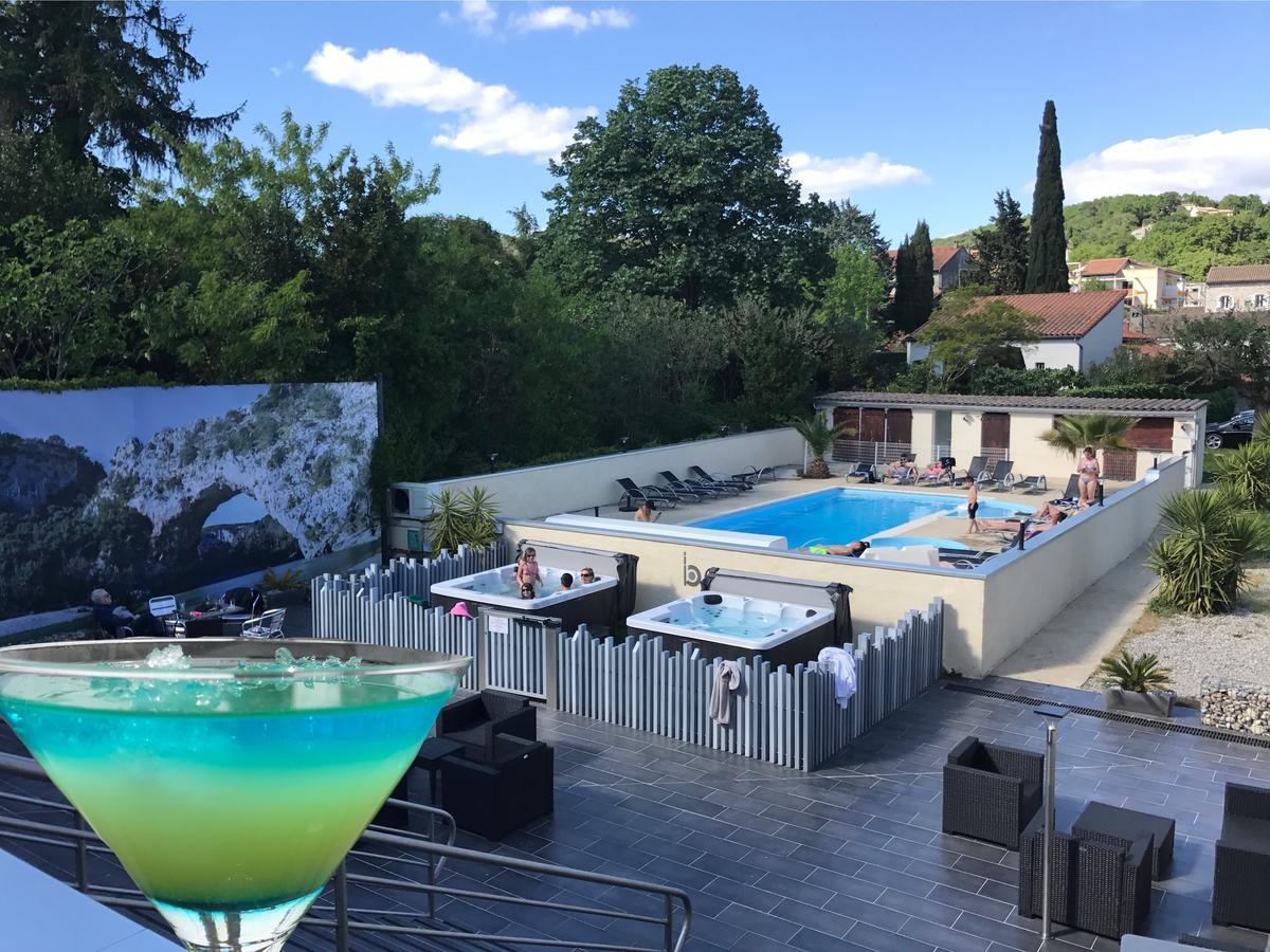 Logis Hotel Bellevue 22/23
