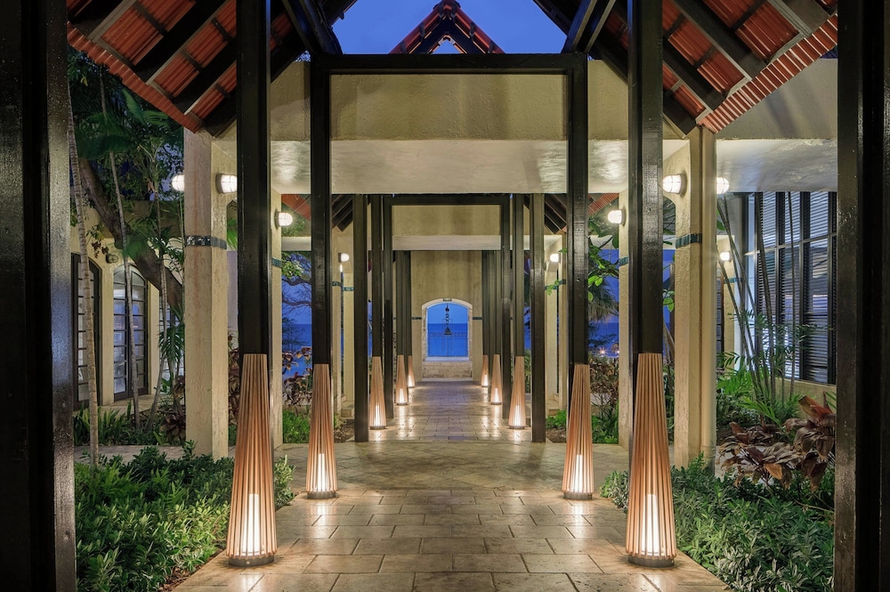 Carambola Beach Resort St. Croix, US Virgin Islands 44/56