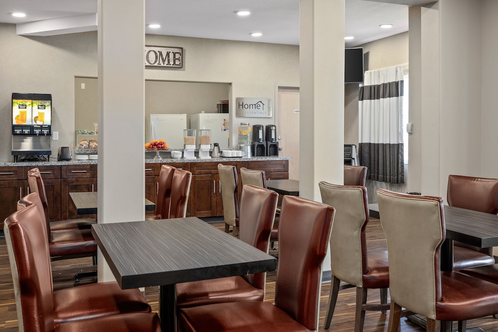 HOME INN EXPRESS MEDICINE HAT 55/72