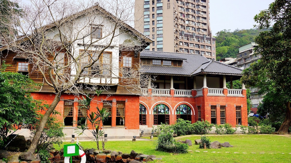 Hotel Royal Beitou 5/66
