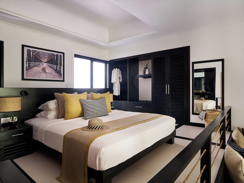 Garden, Pavilion, King Bed, Private Pool