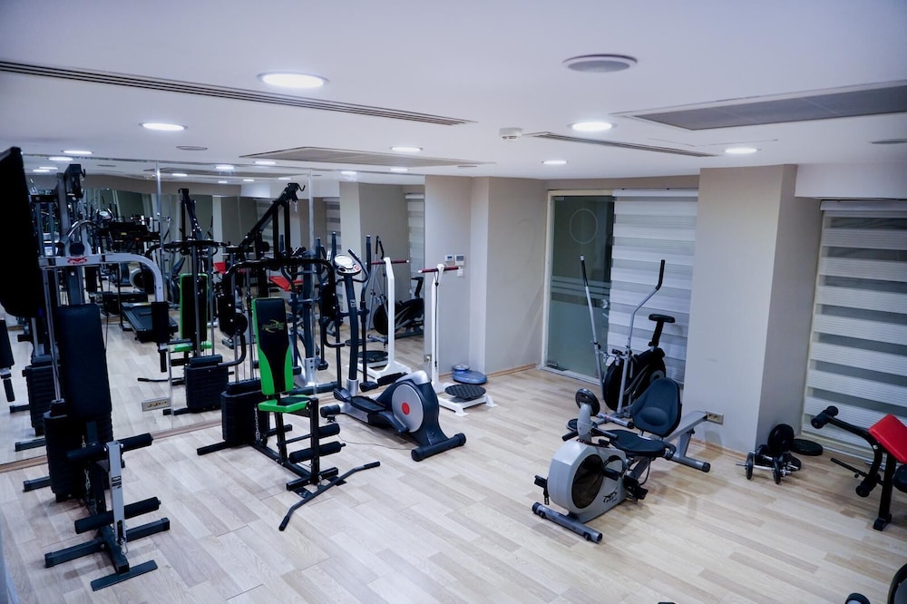 Demir Hotel 24/44