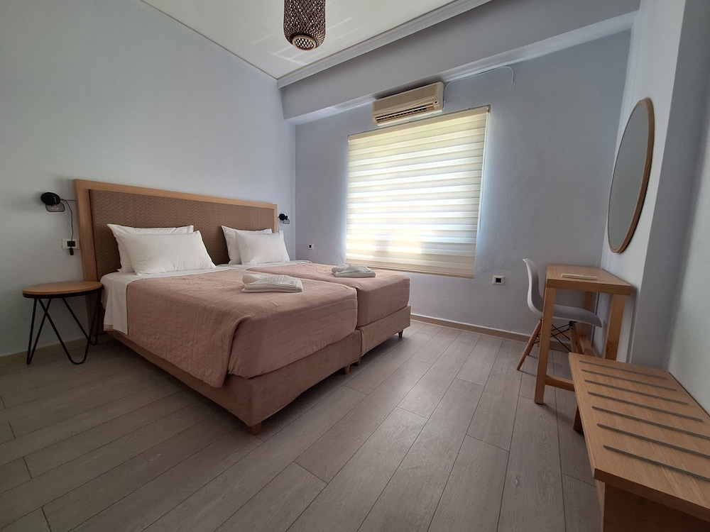 2 BEDROOMS, SUPERIOR, APARTMENT, SEA VIEW