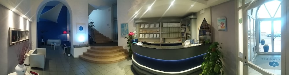 Meli Hotel 5/46