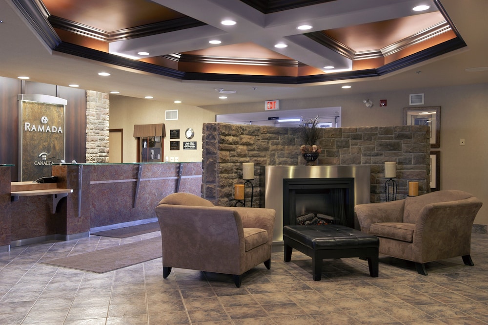Ramada By Wyndham Drumheller Hotel & Suites 5/27