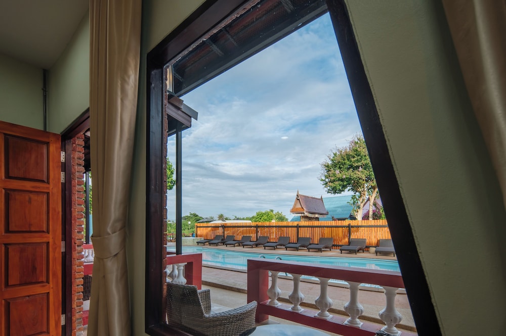 Pongphen Guesthouse 42/72