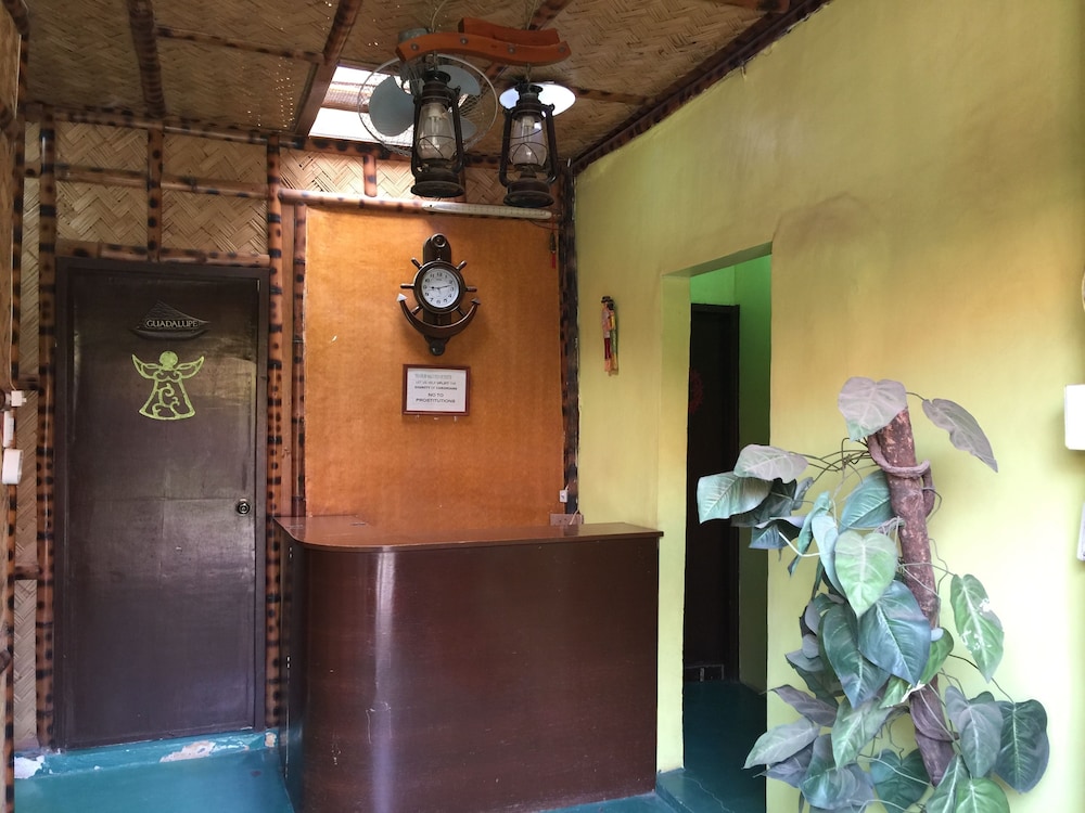 Luis Bay Travellers Lodge Coron 5/33