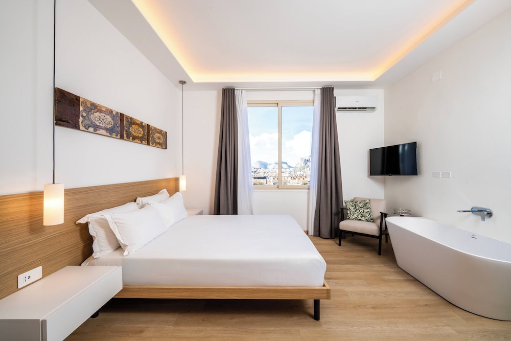 Skyline Boutique Hotel 12/50