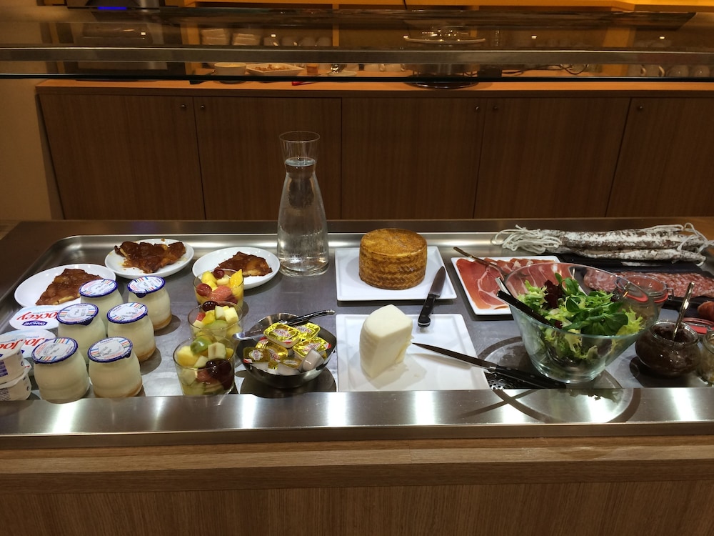 Ibis Styles Collioures Port Vendres 56/68