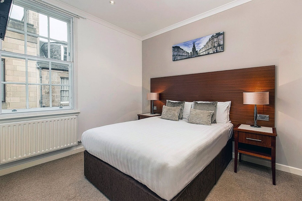 Stewart by Heeton Concept Aparthotel Edinburgh 15/60