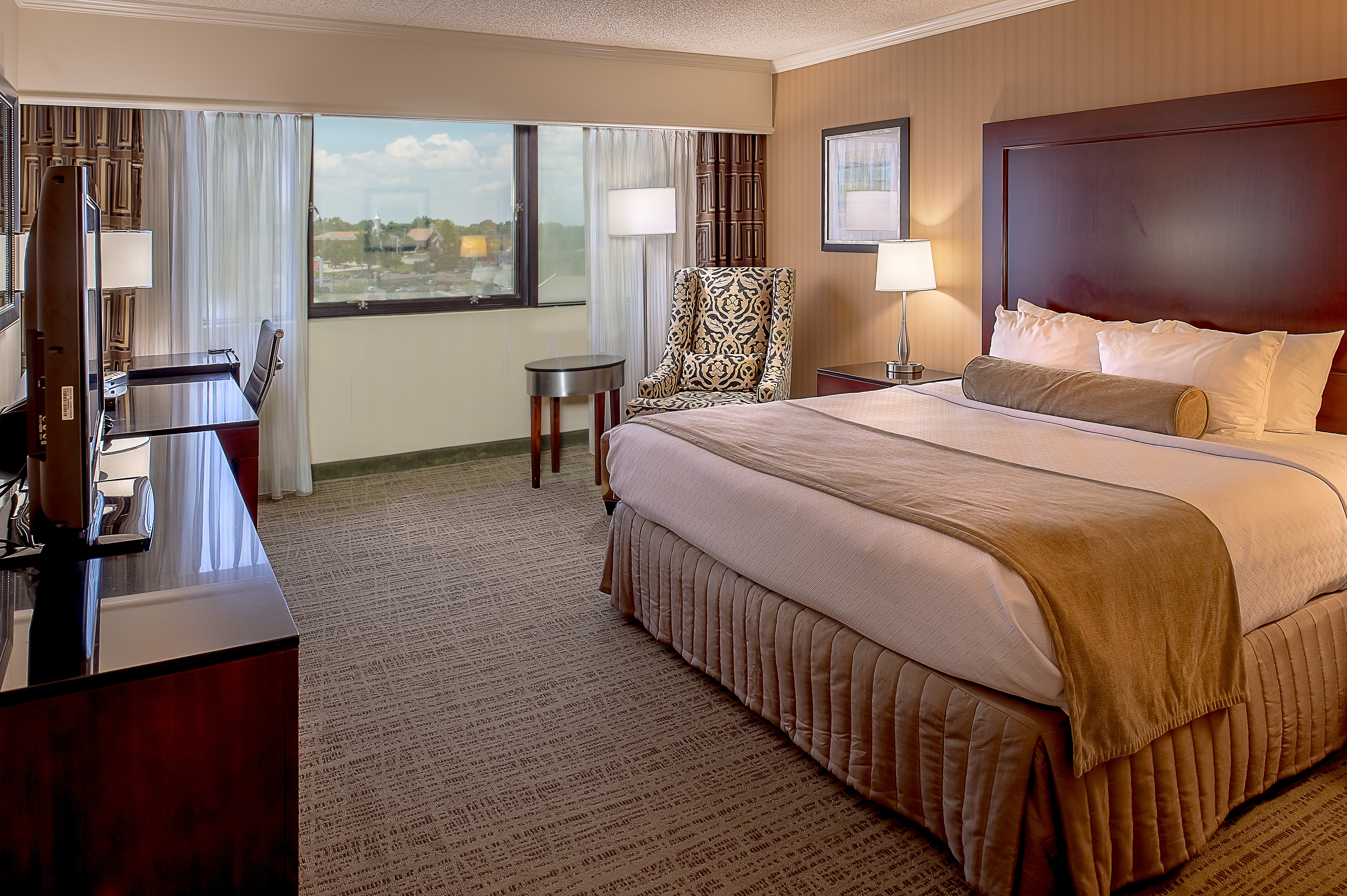 Crowne Plaza St. Louis Airport 17/71