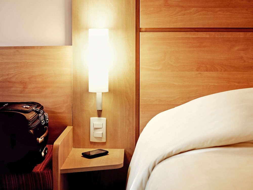Ibis Canoas Shopping 36/57