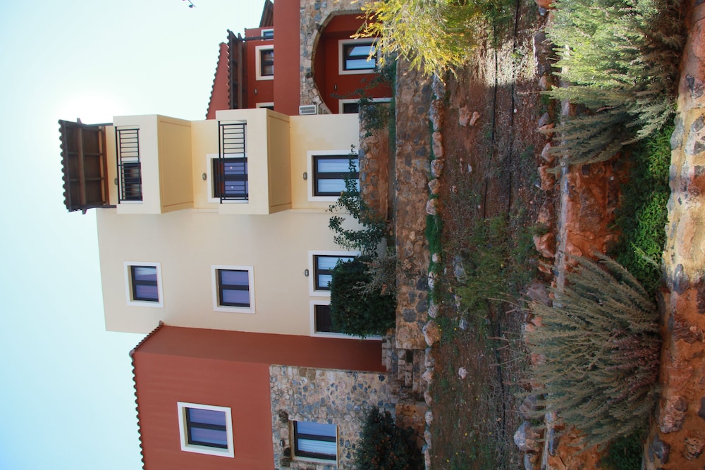 Driades Apartments 108/112