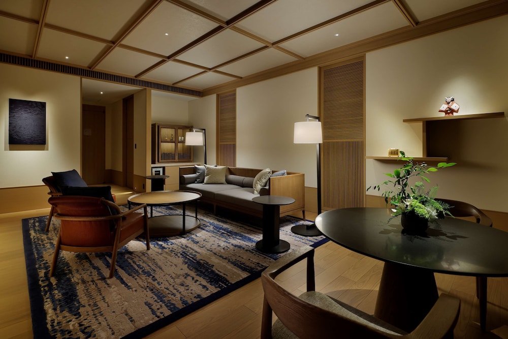 ROKU Kyoto, LXR Hotels & Resorts 40/78