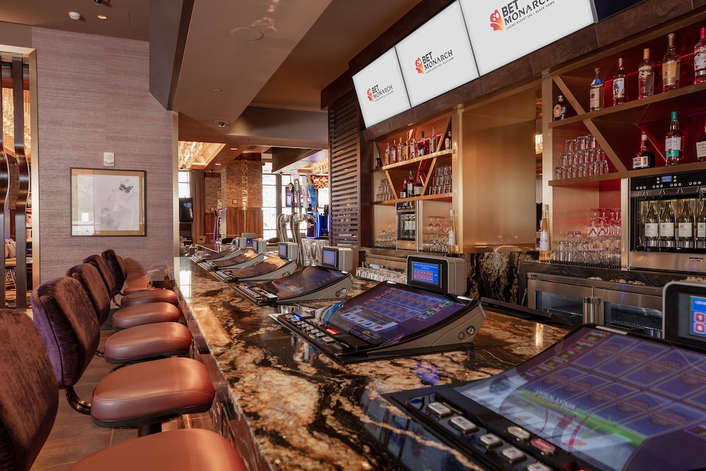 Monarch Casino Resort Spa Black Hawk 64/73