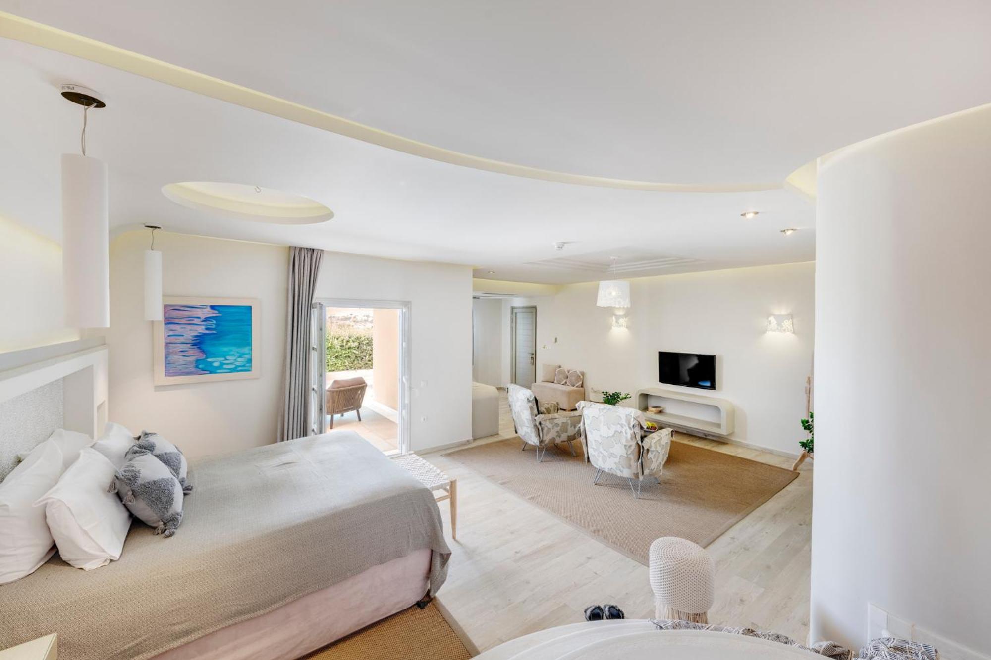 Art, Suite, Queen Bed, Sea View