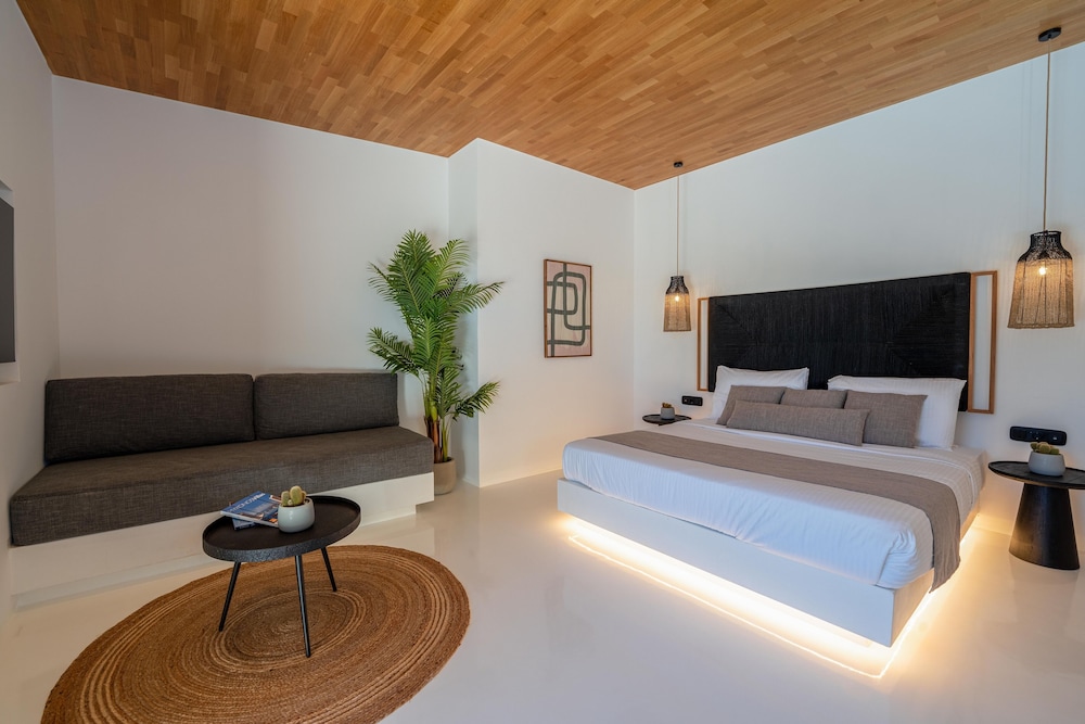 Ftelia Black Villas 16/50