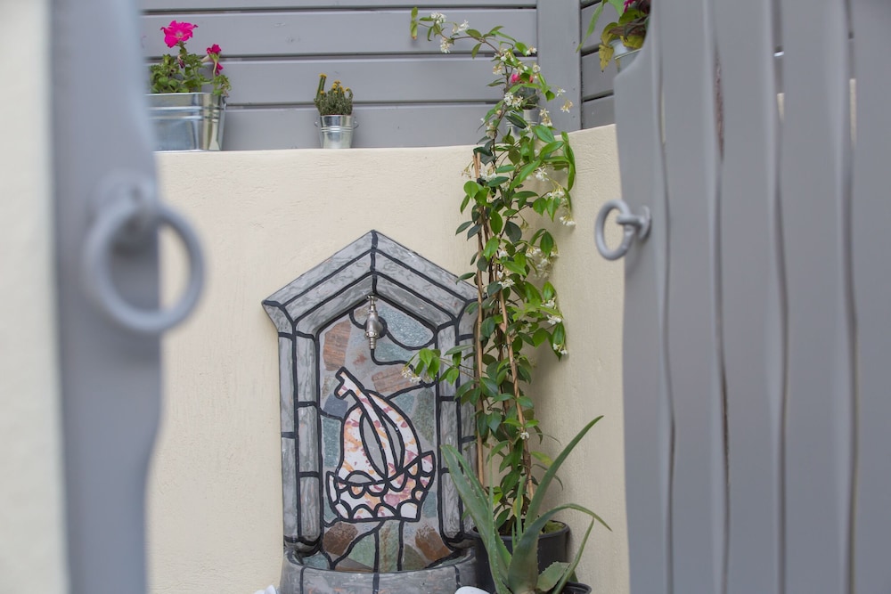 Love Nest Villa 4/32