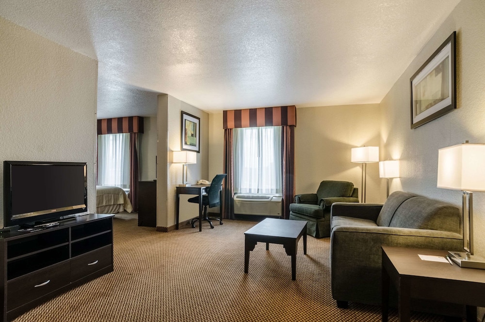 Quality Inn & Suites Winfield 33/44