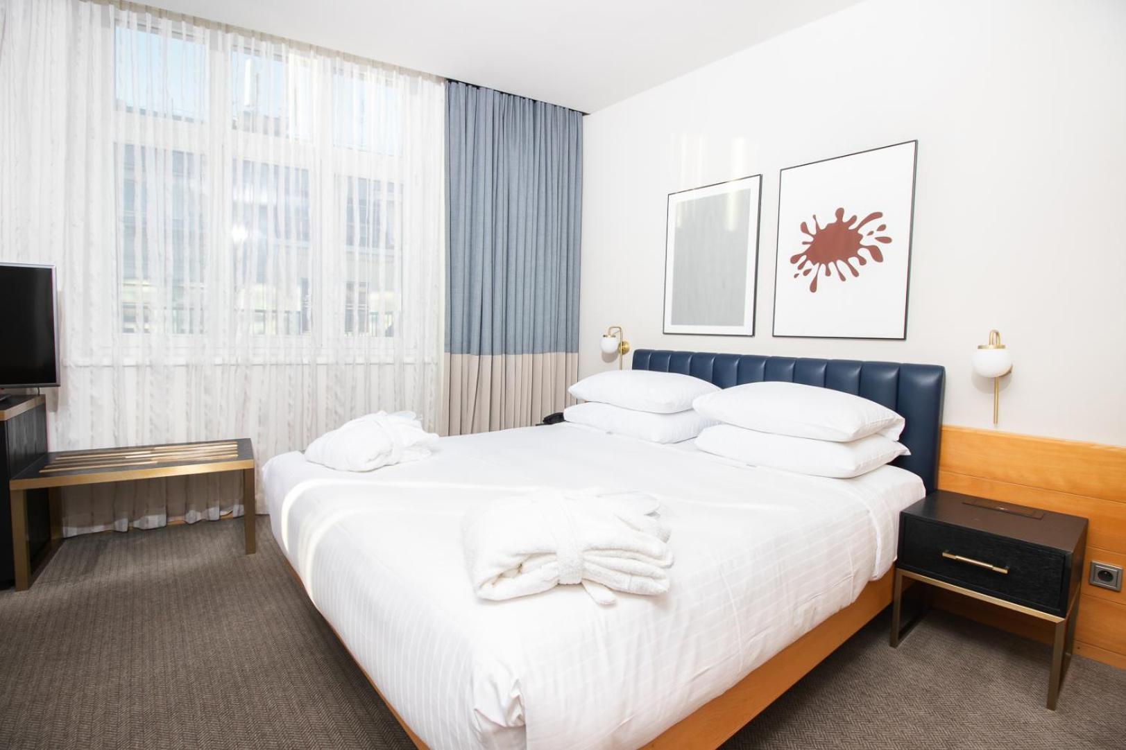 Urban, Superior, King Bed