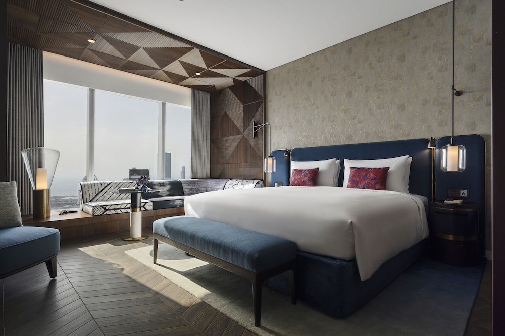SO/ Uptown Dubai 30/115