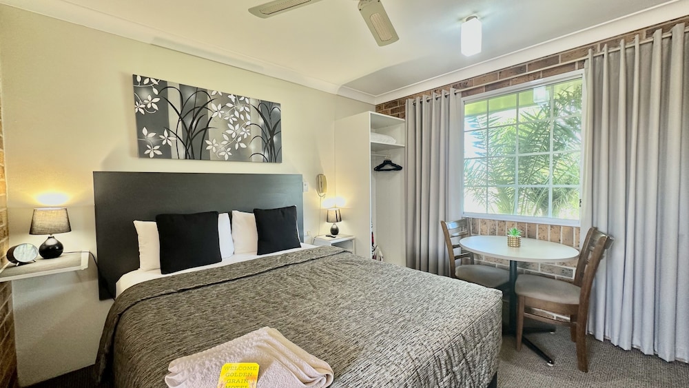 Golden Grain Motor Inn 21/62