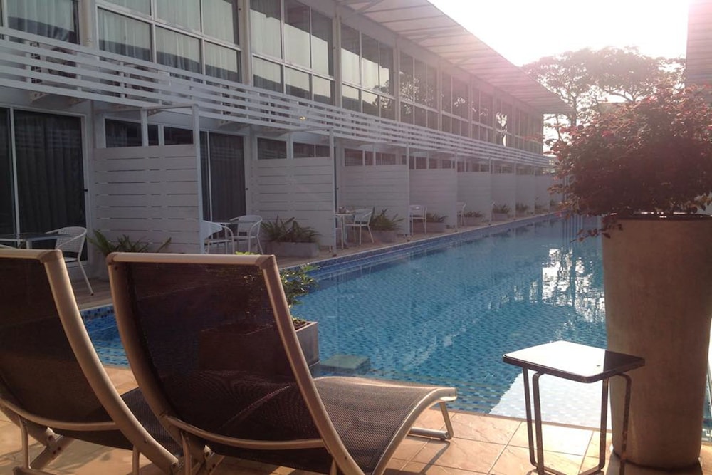 Pool Villa Donmueang 46/50