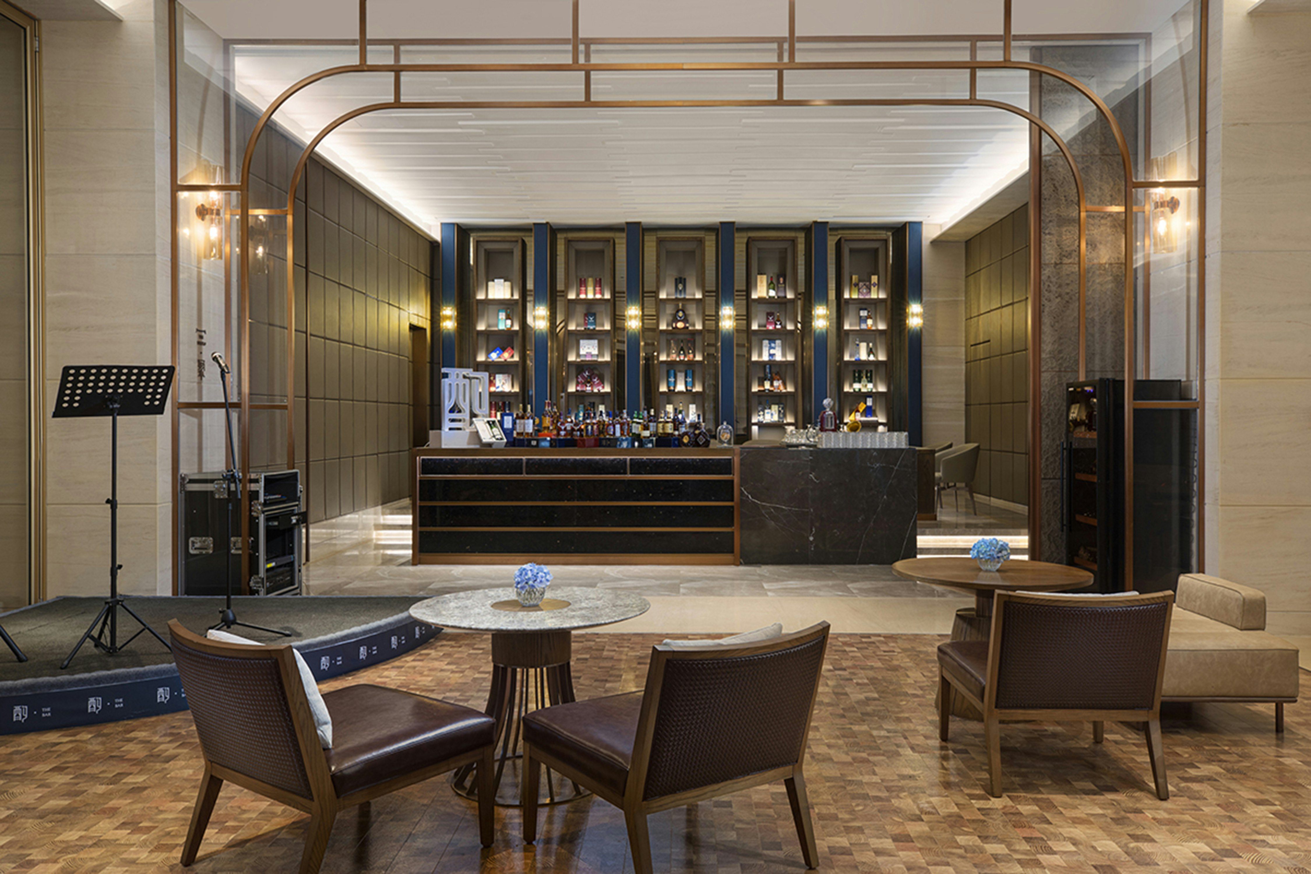 Hilton Nanjing 77/98