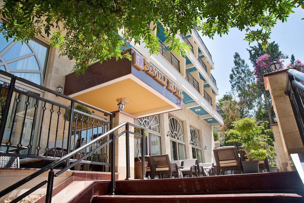 Semeli Hotel in NICOSIA
