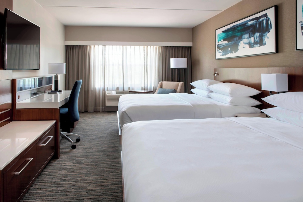 room, 2 queen beds
