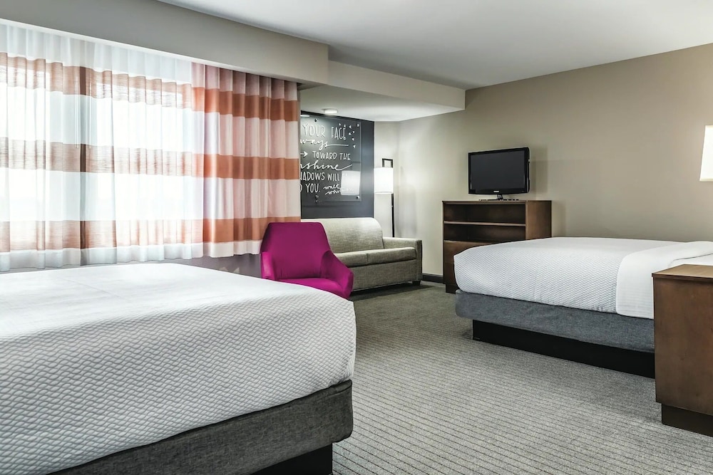 La Quinta Inn And Suites By Wyndham Seattle Federal Way 16/49
