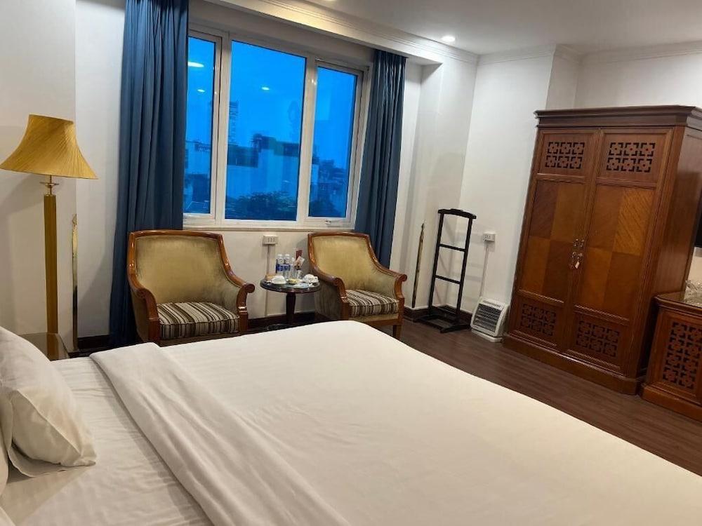 A25 Phan Dinh Phung Hotel 32/60