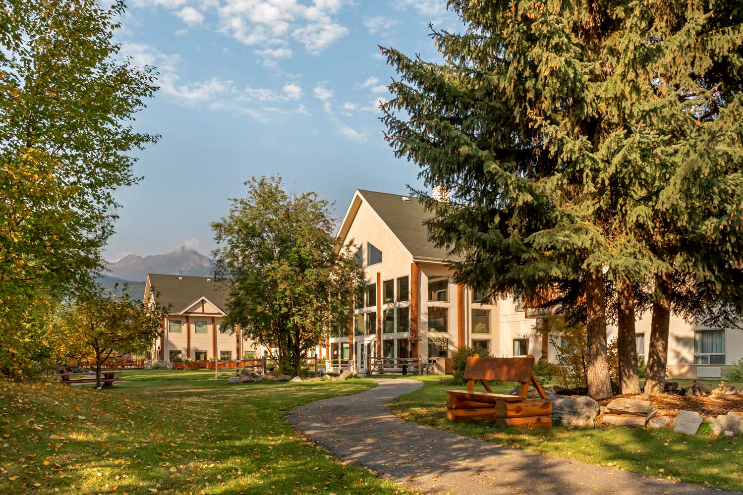 Best Western Plus Valemount Inn & Suites 4/65