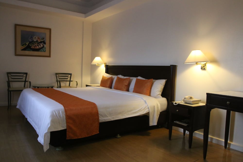 Harbor Town Hotel 18/50