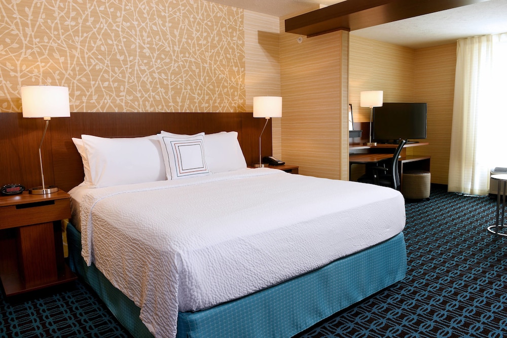 Fairfield Inn Suites Omaha West 13/52