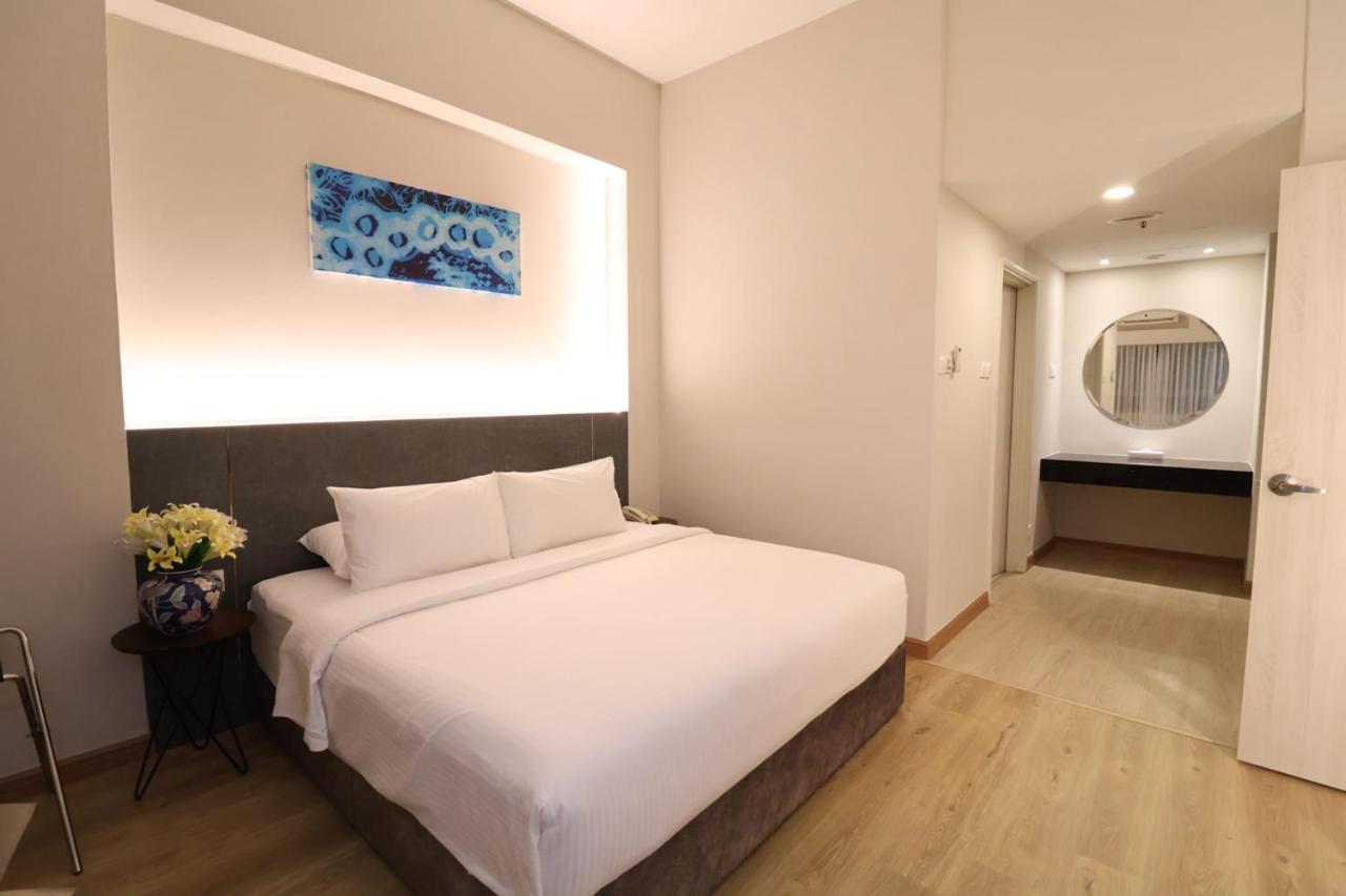 Crown Regency Serviced Suites 10/39